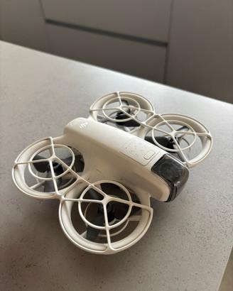 Dji Neo