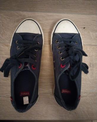 Scarpe sneakers Levis blu.