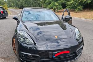 PORSCHE PANAMERA 4S