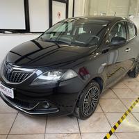 Lancia Ypsilon 1.0 FireFly 5 porte S&S Hybrid Gold
