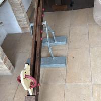 Altalena basculante in legno e ferro