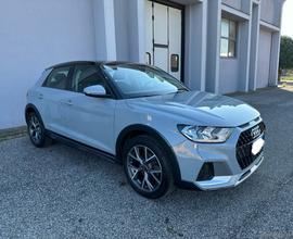 AUDI A1 citycarver 35 TFSI S tronic Admired