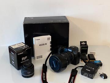 Kit Canon R con obiettivi, batterie e accessori