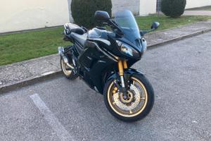 Yamaha FZ8 FAZER