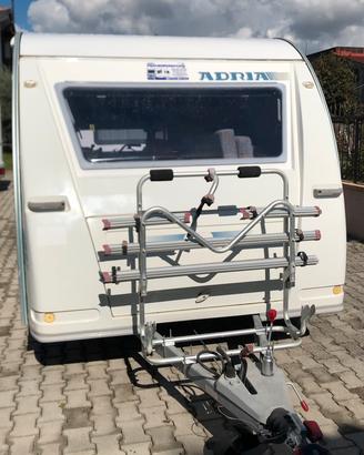 Roulotte Adria Adora 462