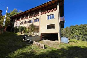 CASA INDIPENDENTE A VAL DI CHY