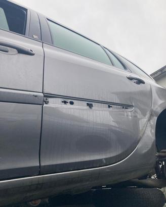 PORTIERA POSTERIORE SINISTRA RENAULT Clio Grandtou