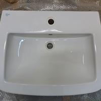 Lavabo Ideal Standard sospeso con semicolonna
