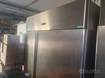 armadio frigo  doppia  anta  in  acciaio (  0  +10