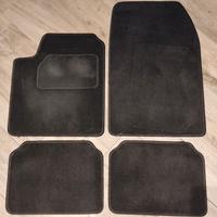Tappeti auto universali