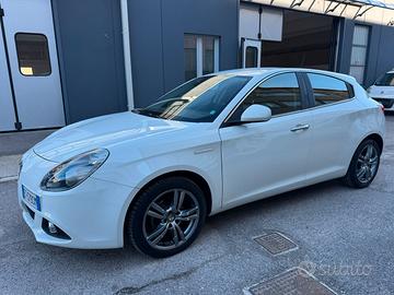 Alfa Romeo Giulietta 1.6 JTDm-2 105 CV Business
