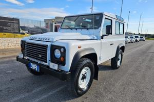 LAND ROVER Defender 90 2.2 TD4 Station Wagon N1