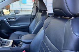 TOYOTA RAV 4 LOUNGE ANNO 2021