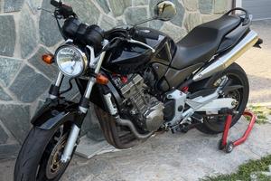 Honda Hornet 900 2002 – 27.000 km