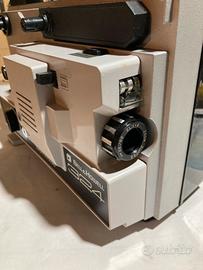 Proiettore vintage Bell e Howell