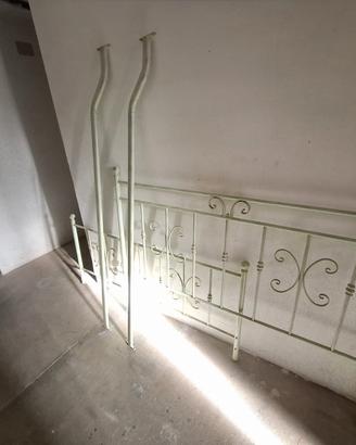 struttura letto matrimoniale