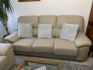 Divano letto più poltrona