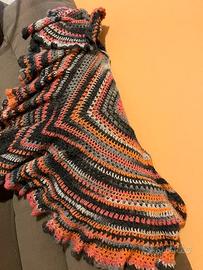 Scialle fatto a mano