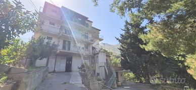 5 LOCALI A MONREALE