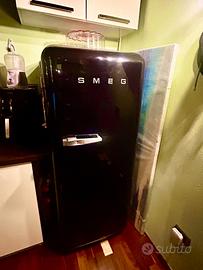 Smeg vintage nero