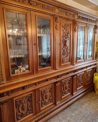 Mobile in legno