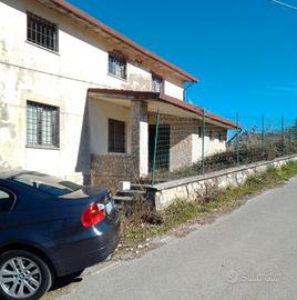 VILLA CASALE 6 km daAV-400euro/mq-ANTISISMICA