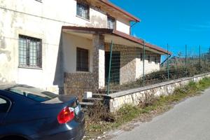 VILLA CASALE 6 km daAV-400euro/mq-ANTISISMICA