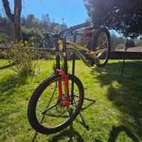 Commencal Supreme V4 