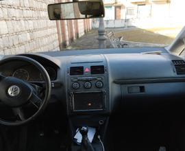 VOLKSWAGEN Touran - 2005