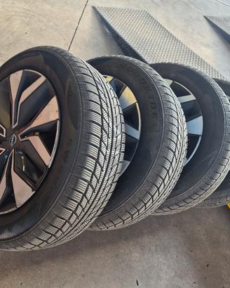 215 60 17 cerchi  originali Nissan Juke dal 2019