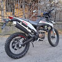 ENDURO MALAGUTI XTM 125cc MOT. APRILIA LC.
