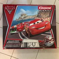 Pista CARRERA GO  CARS 2