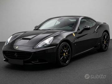 FERRARI California DCT 30 + Pack Carbonio