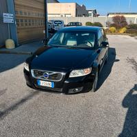 Volvo V50 D2