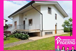 UDINE EST - VILLA con SCOPERTO DI 6000 mq