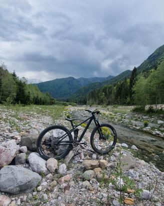 cube stereo race 120  