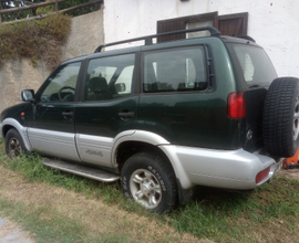 Nissan Terrano II 2.7 TD i