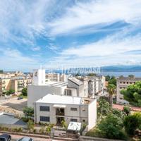 Appartamento a Messina Viale Regina Elena 5 locali