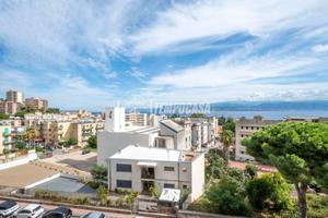 Appartamento a Messina Viale Regina Elena 5 locali