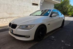 Bmw 320 320d cat Coupé Attiva