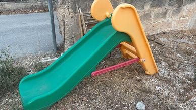 Scivolo da giardino