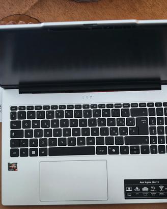 Notebook Acer Aspire Lite15-AL15-45P Ryzen 7-nuovo