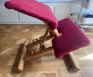 Sedia Stokke Kneeling ergonomica per postura rossa
