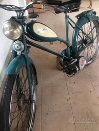 Bicicletta a motore mosquito d'epoca