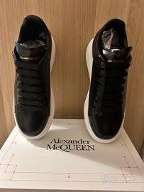 Scarpe nere Alexander mc queen uomo numero 43
