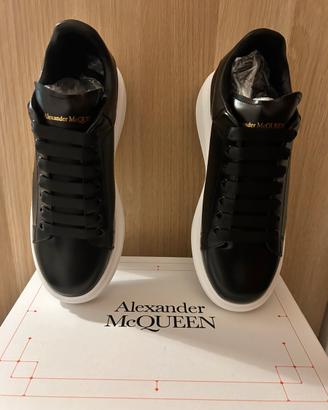 Scarpe nere Alexander mc queen uomo numero 43