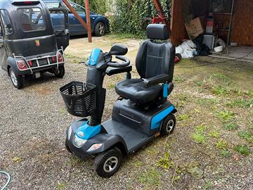 Moto scooter per anxiani