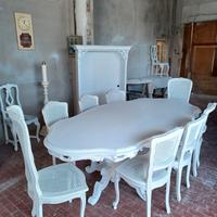 Tavolo e sedie rifatti shabby 