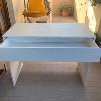 Scrivania per cameretta/studio
