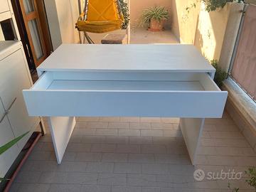 Scrivania per cameretta/studio